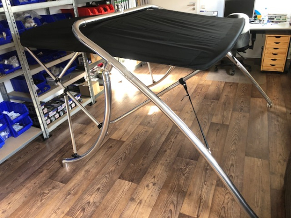 Swoop Wakeboard Tower 0 mit Bimini Top