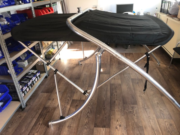 Swoop Wakeboard Tower 0 mit Bimini Top