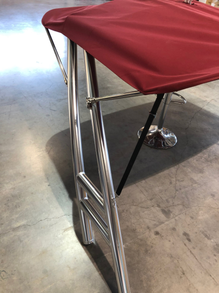 Monster Tower MTK Farbe silber mit rotem Bimini Top